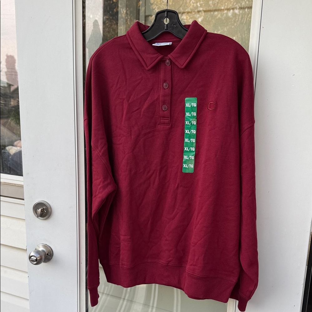 Champion size XL burgundy three button colour sweatshirt, NWT ladies cotton soft